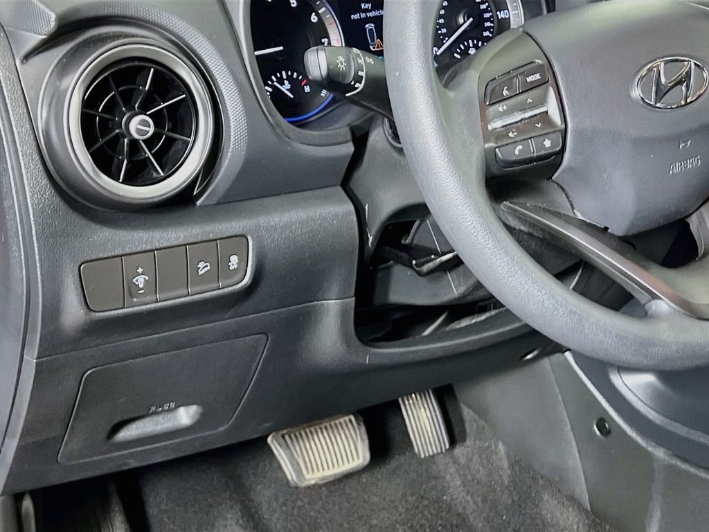 2023 Hyundai Kona SEL - Photo 10