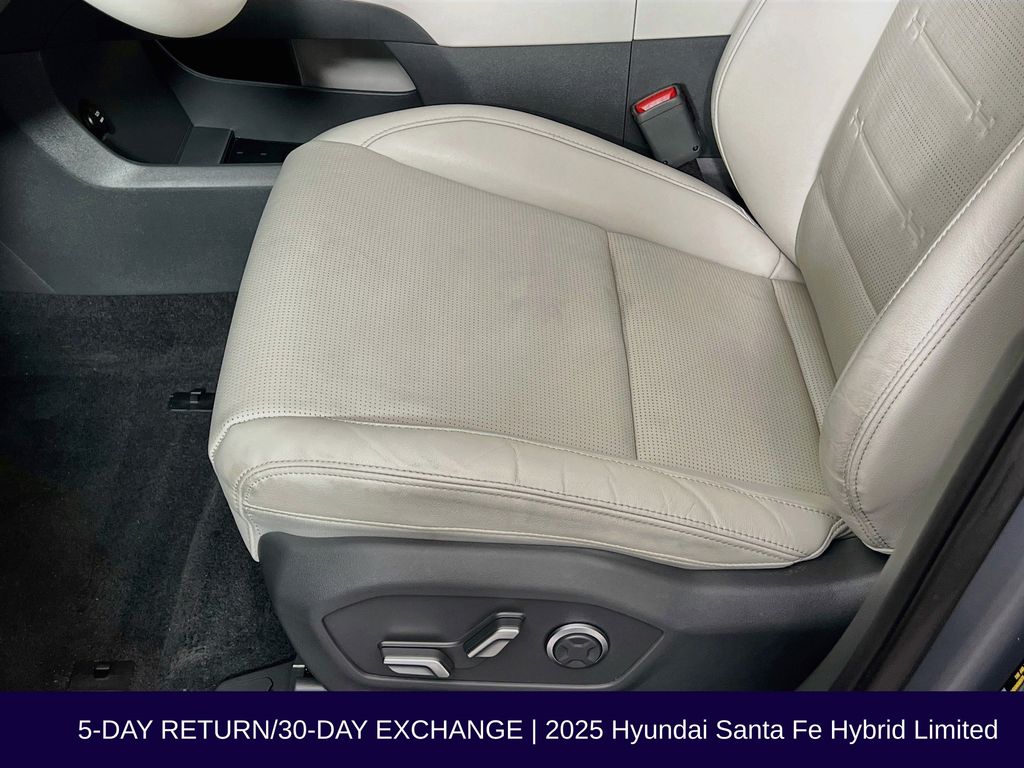 2025 Hyundai Santa Fe Limited - Photo 26