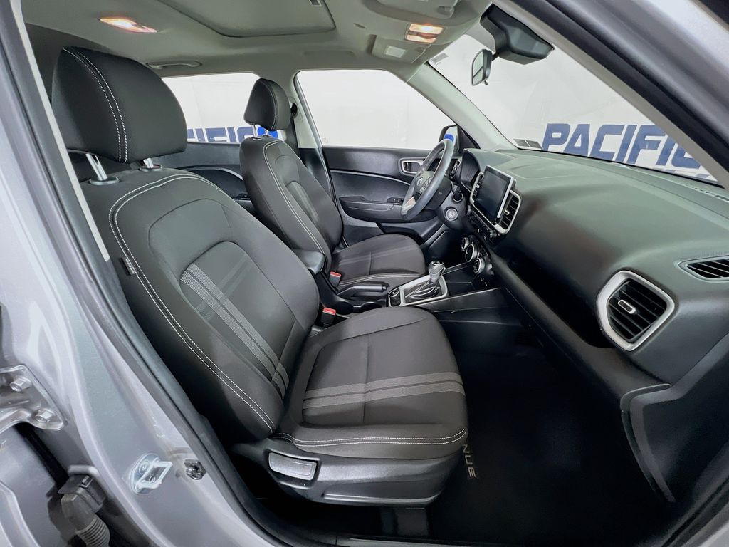 2023 Hyundai Venue SEL - Photo 27
