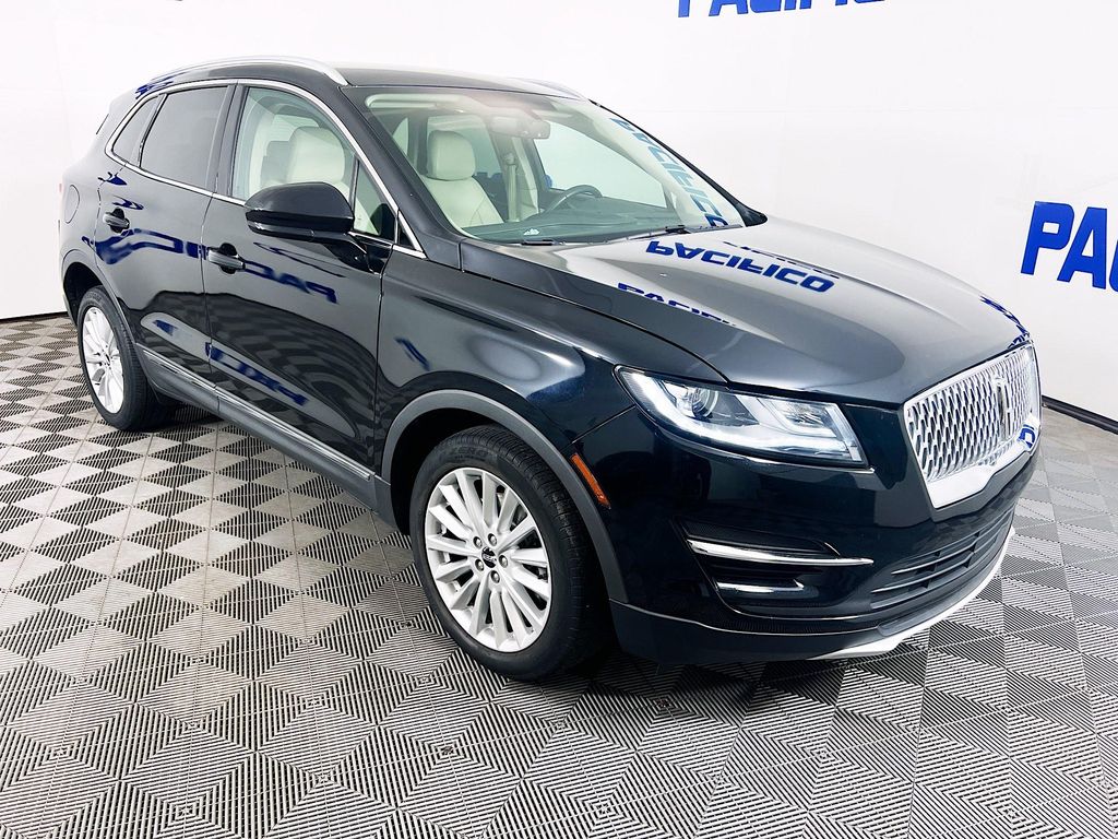 2019 Lincoln MKC FWD's photo