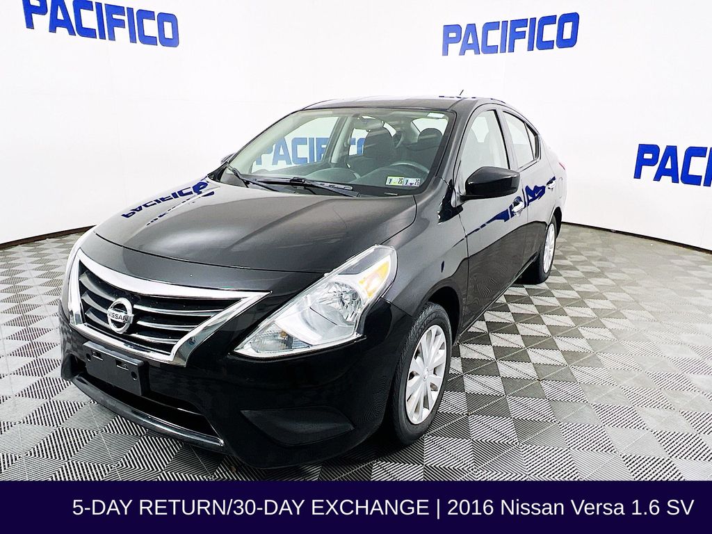 2016 Nissan Versa 1.6 SV photo 3