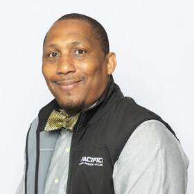 Staff member Steve Cromartie from ID_851182145ac0