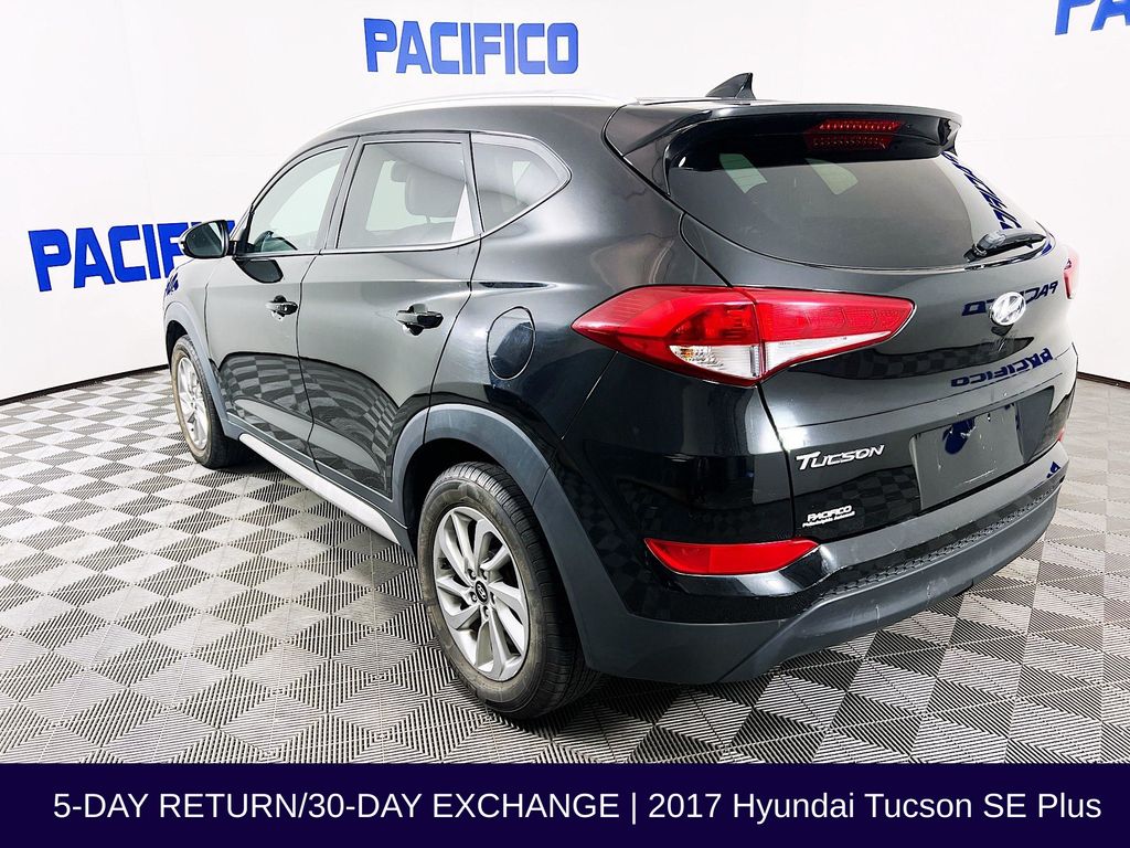 2017 Hyundai Tucson SE Plus - Photo 6