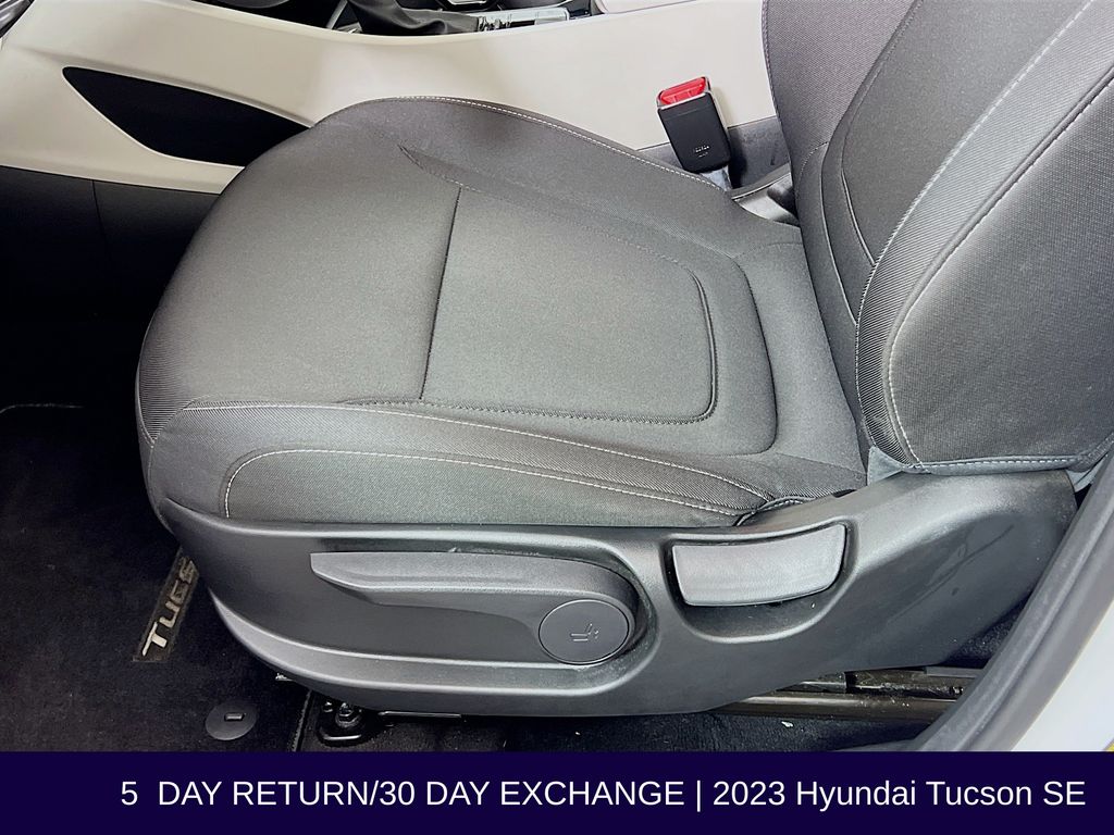 2023 Hyundai Tucson SE - Photo 24