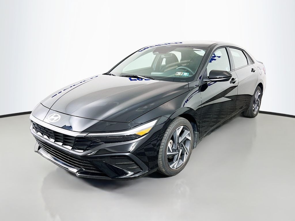 Certified 2025 Hyundai Elantra SEL Sport Sedan