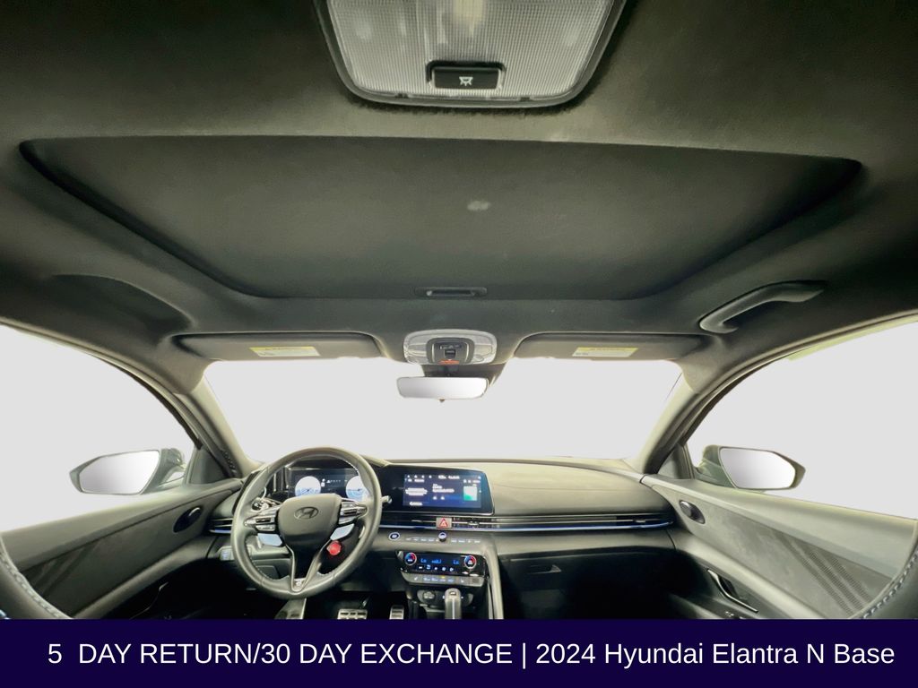 2024 Hyundai Elantra N - Photo 39