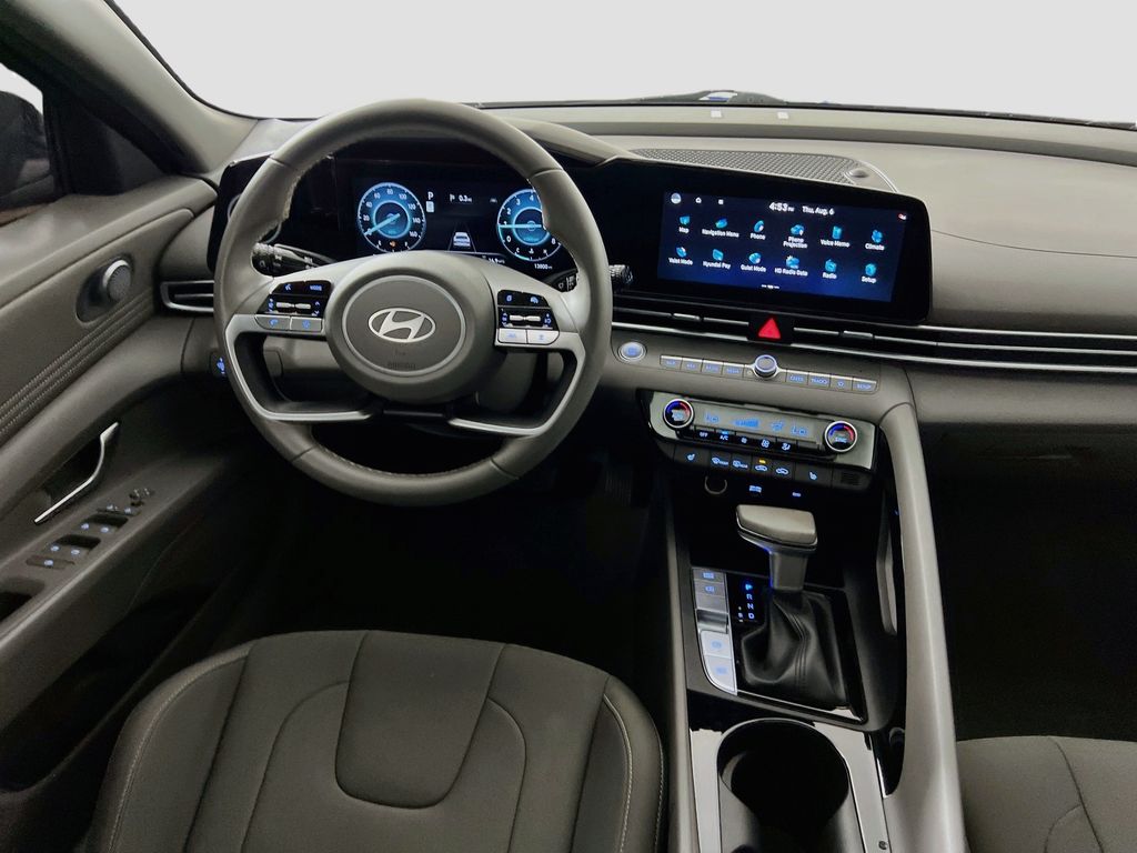 2024 Hyundai Elantra SEL - Photo 24