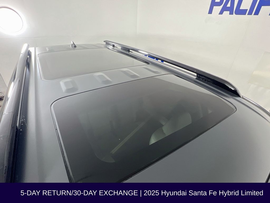 2025 Hyundai Santa Fe Limited - Photo 17