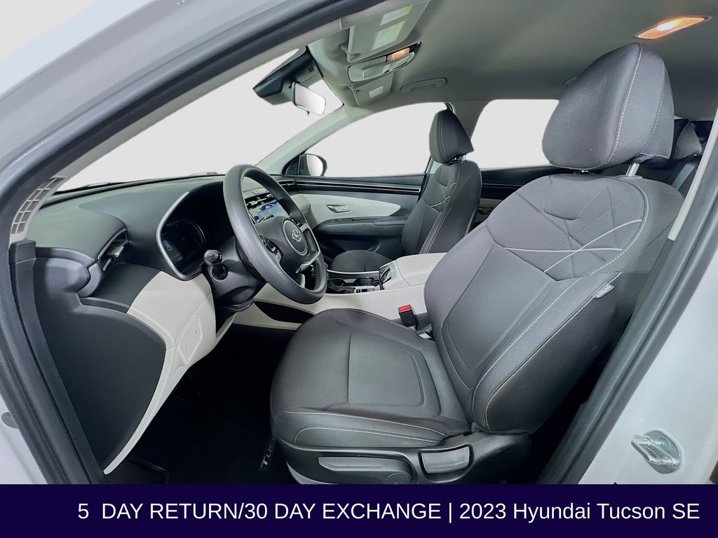 2023 Hyundai Tucson SE - Photo 13