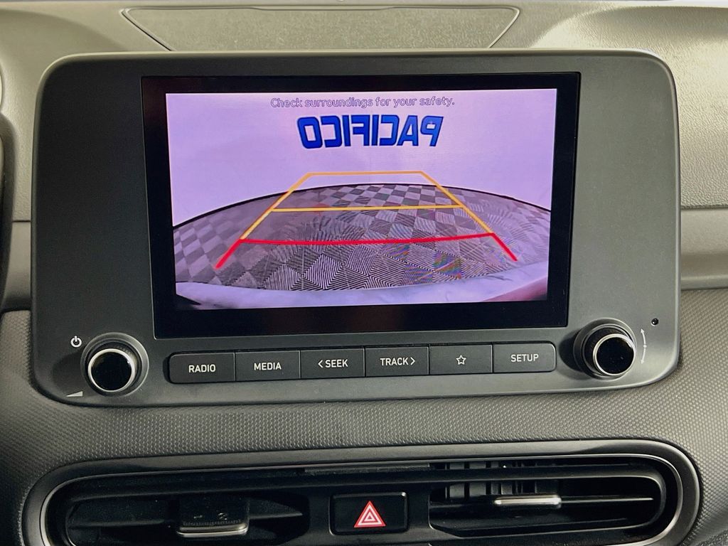 2023 Hyundai Kona SEL - Photo 16