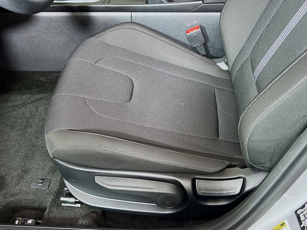 2026 Hyundai Elantra SE - Photo 20