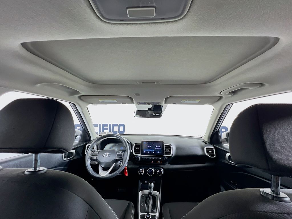 2023 Hyundai Venue SEL - Photo 32