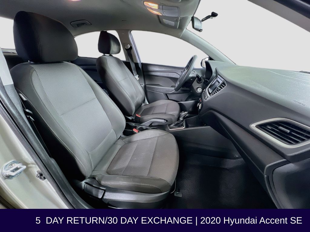 2020 Hyundai Accent SE - Photo 29