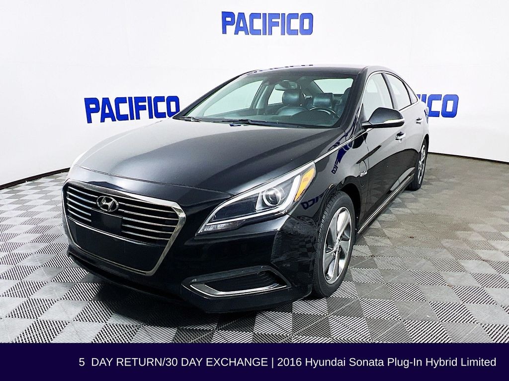 Used 2016 Hyundai Sonata Plug-In Hybrid Limited w/Blue Pearl Interior Sedan
