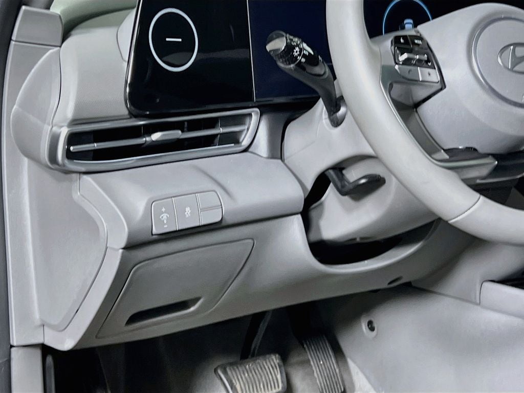 2024 Hyundai Elantra SEL - Photo 10