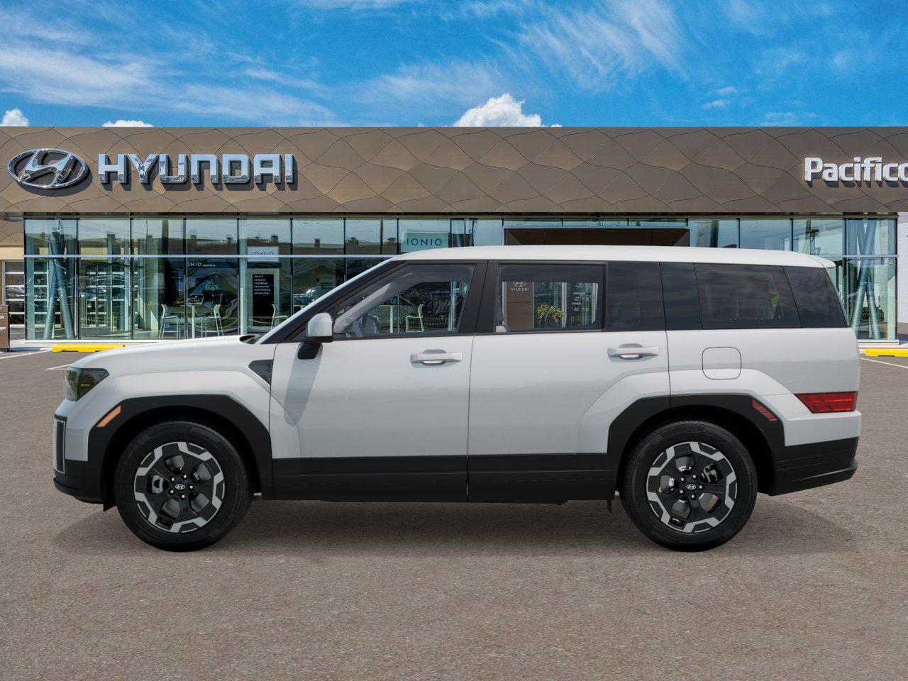 2026 Hyundai Santa Fe SE photo 3
