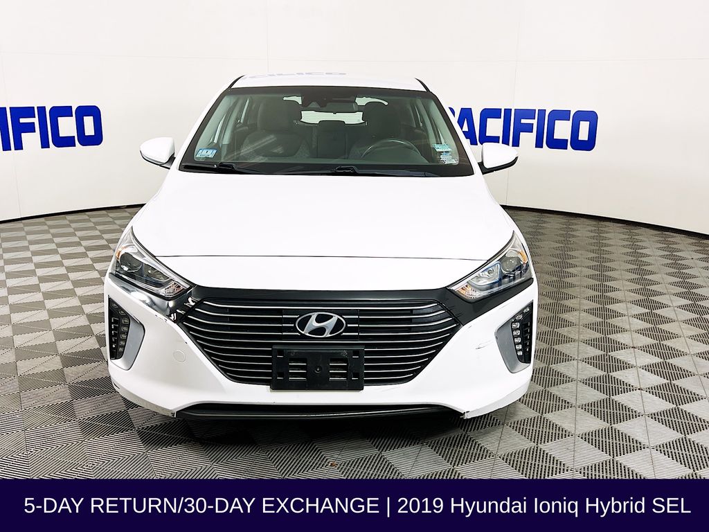 2019 Hyundai Ioniq SEL photo 2
