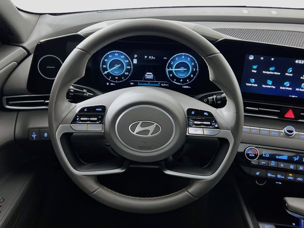 2024 Hyundai Elantra SEL - Photo 12