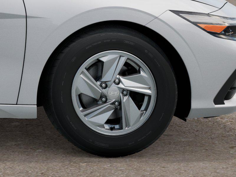 2025 Hyundai Elantra SE - Photo 8