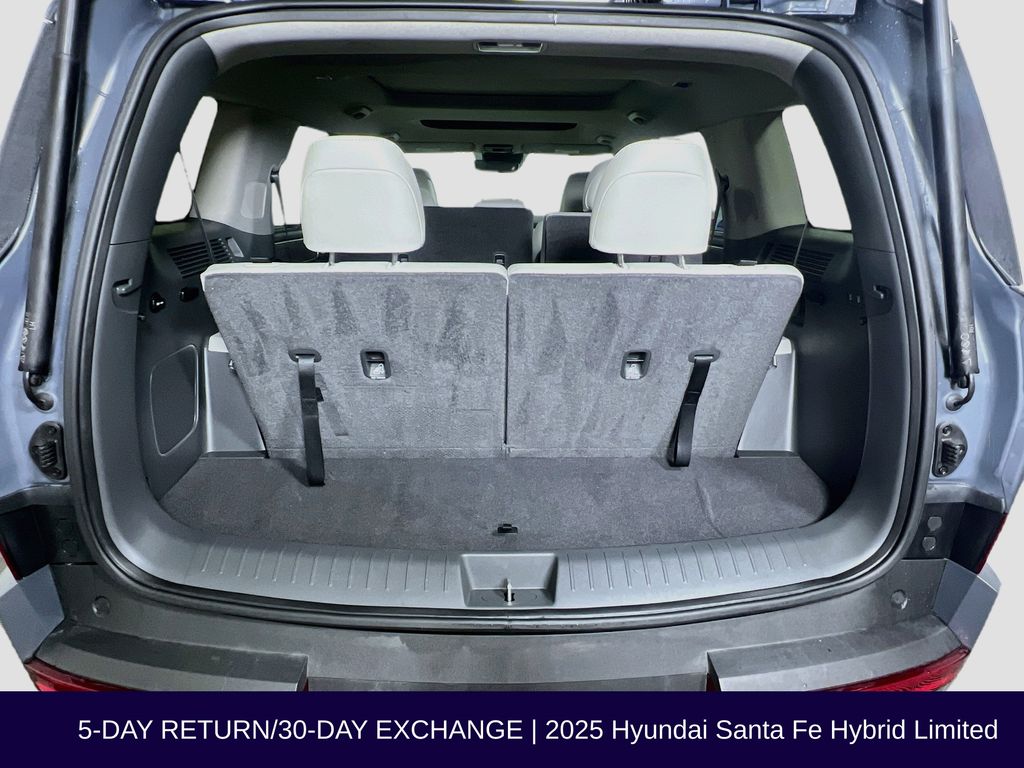 2025 Hyundai Santa Fe Limited - Photo 32