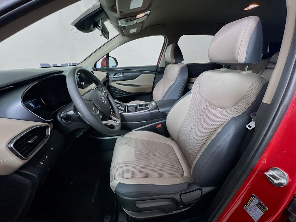 2023 Hyundai Santa Fe SE - Photo 11