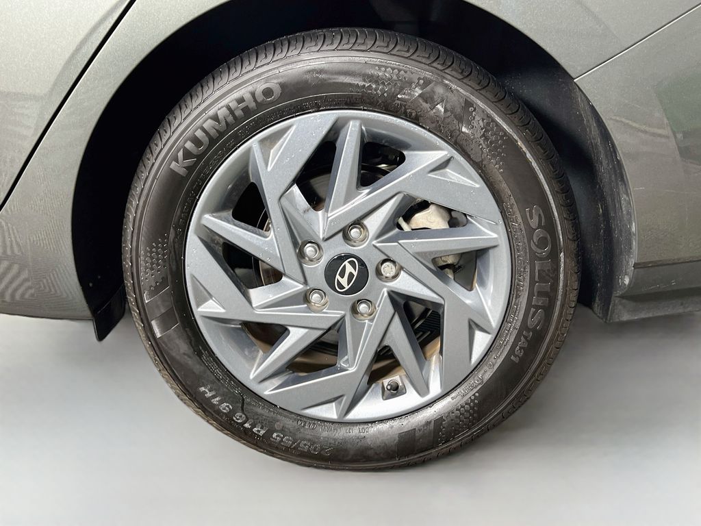 2024 Hyundai Elantra SEL - Photo 27
