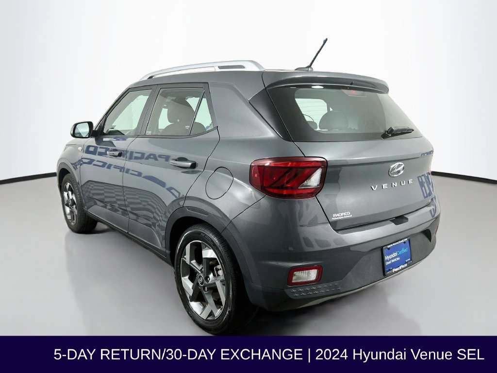 2024 Hyundai Venue SEL - Photo 6