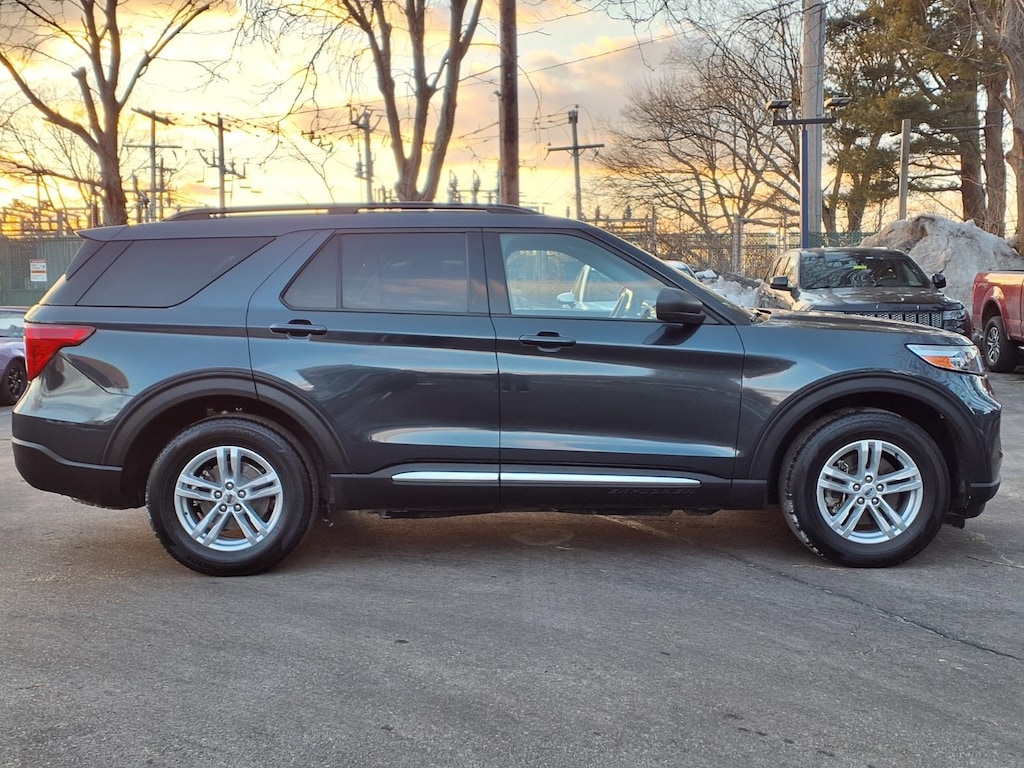 Certified 2022 Ford Explorer XLT SUV