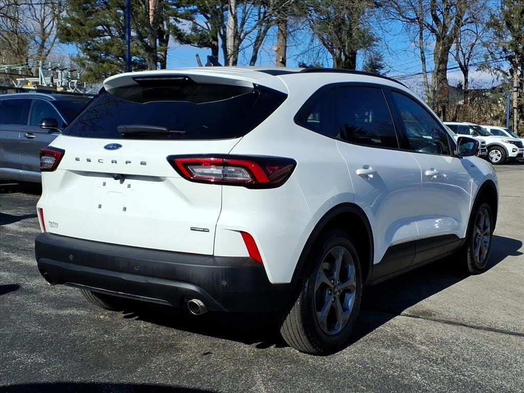 Used 2025 Ford Escape ST-Line Select SUV