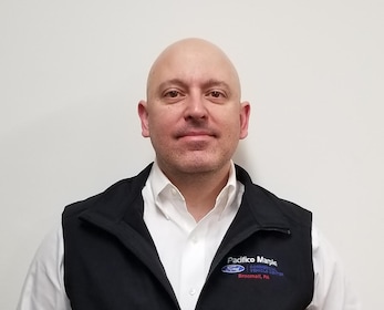 Staff member Anthony Nestor from ID_05383a