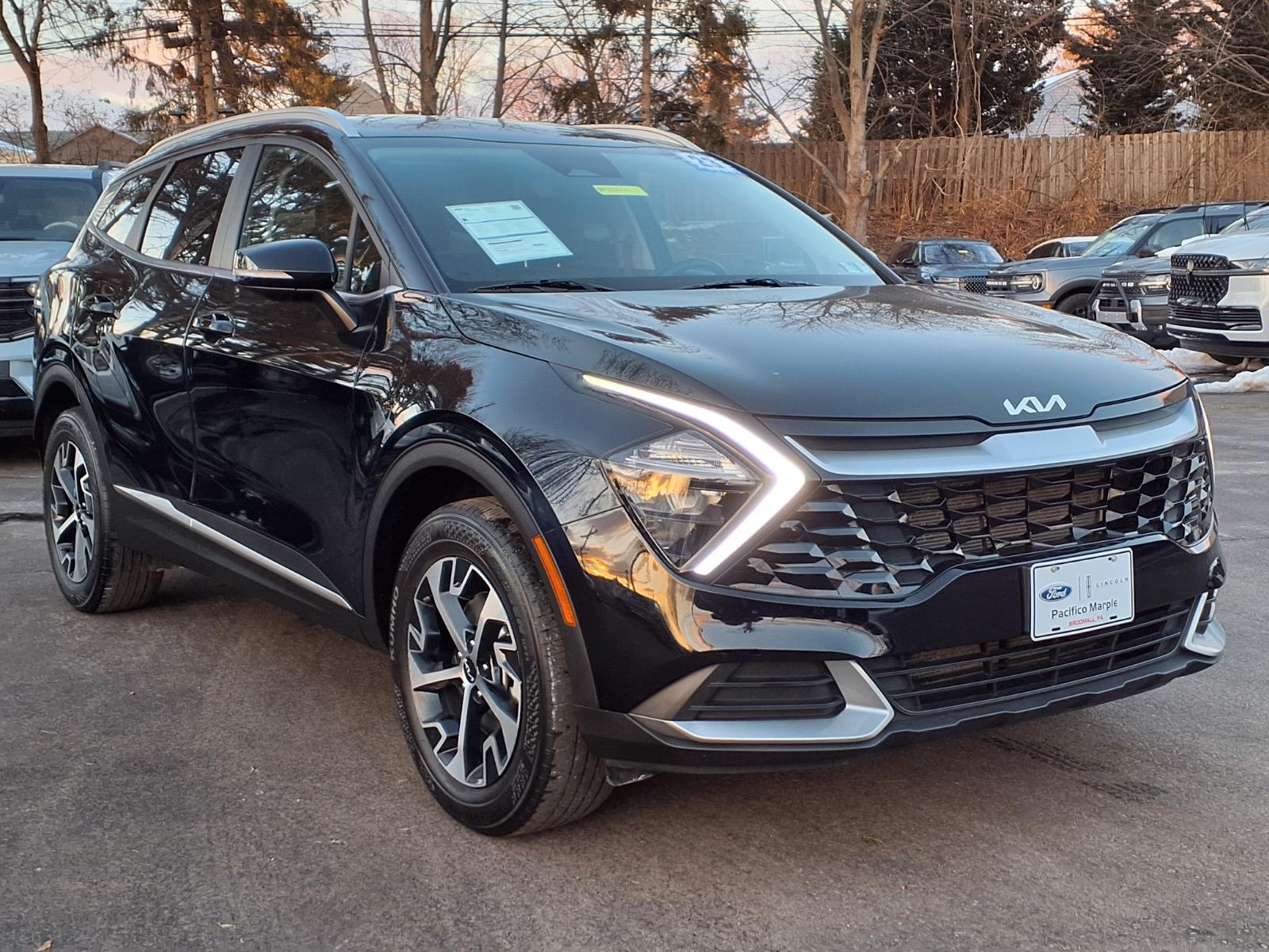 2023 Kia Sportage EX