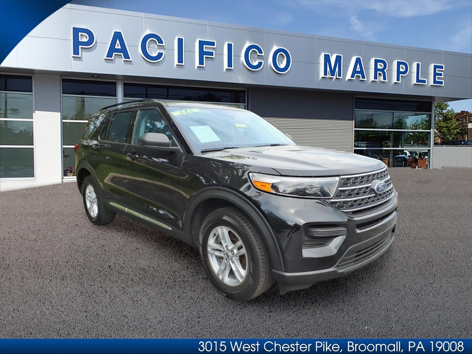 2023 Ford Explorer SUV 