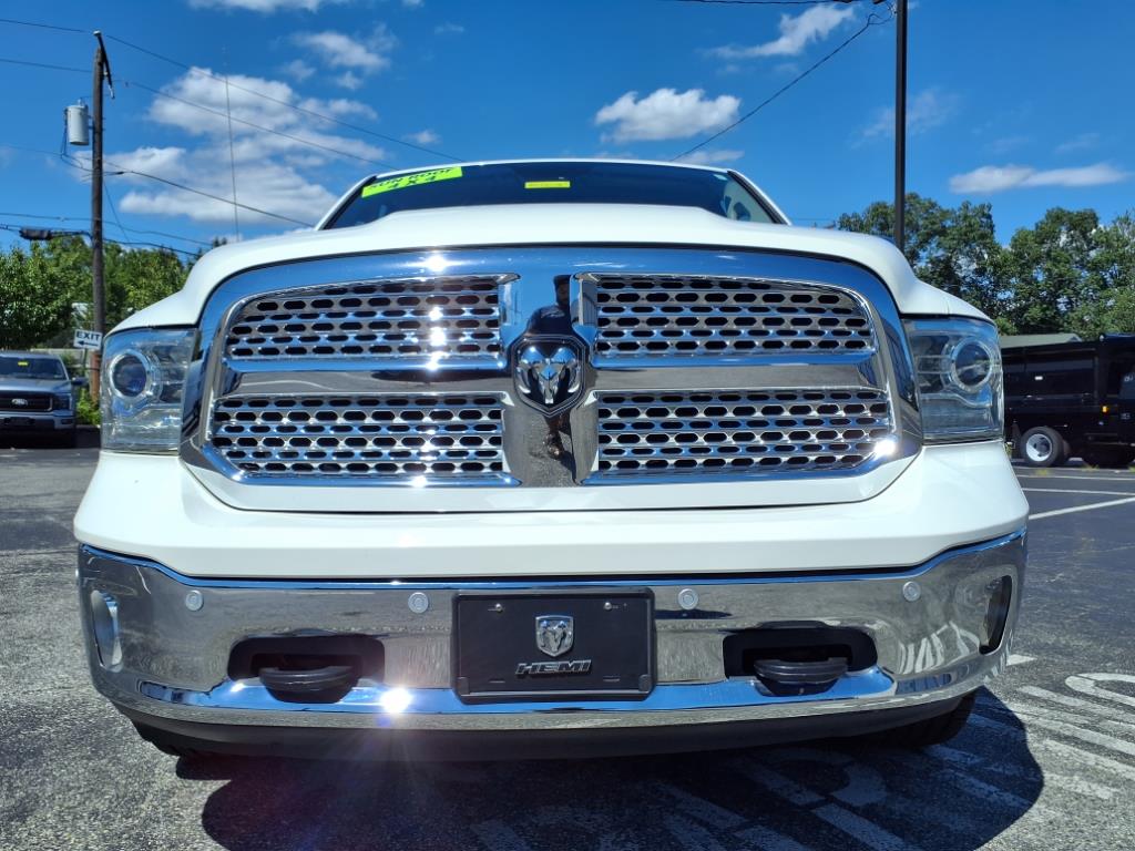 2016 Ram 1500 Laramie photo 2