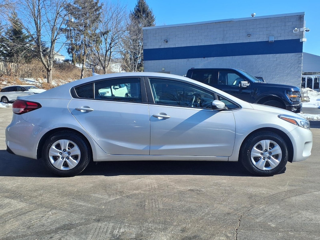 Certified 2018 Kia Forte LX SEDAN