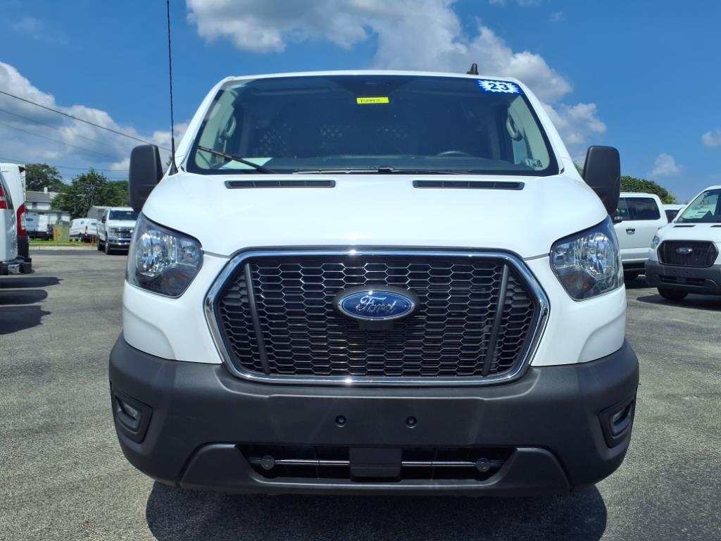 2023 Ford Transit photo 2