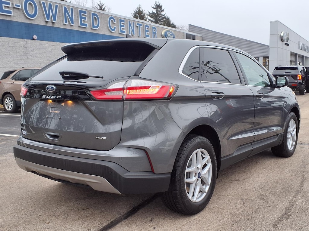 Used 2022 Ford Edge SEL SUV