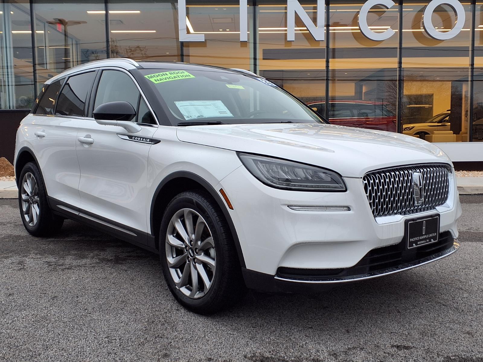 2022 Lincoln Corsair Base