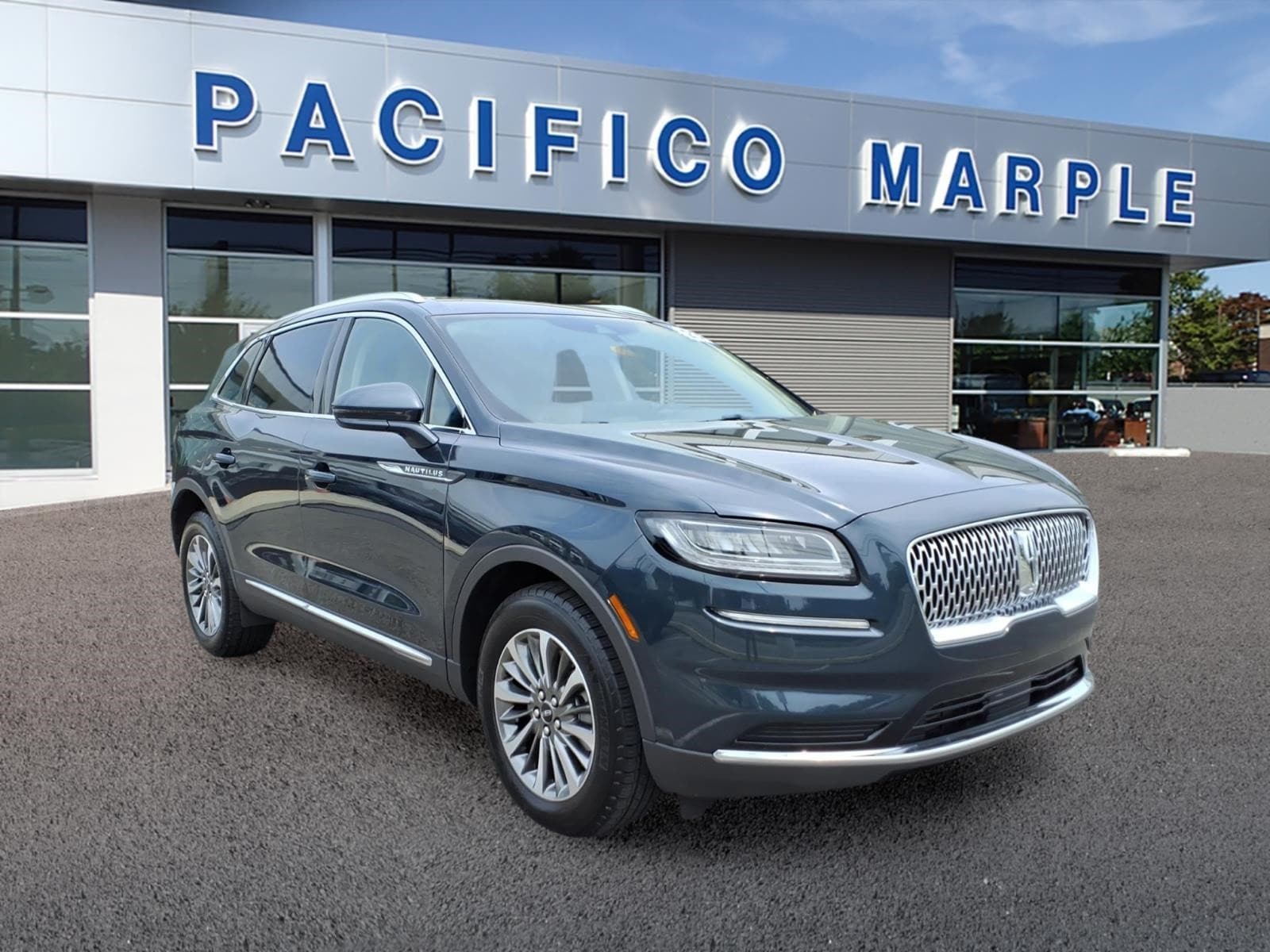 2023 Lincoln Nautilus AWD's photo