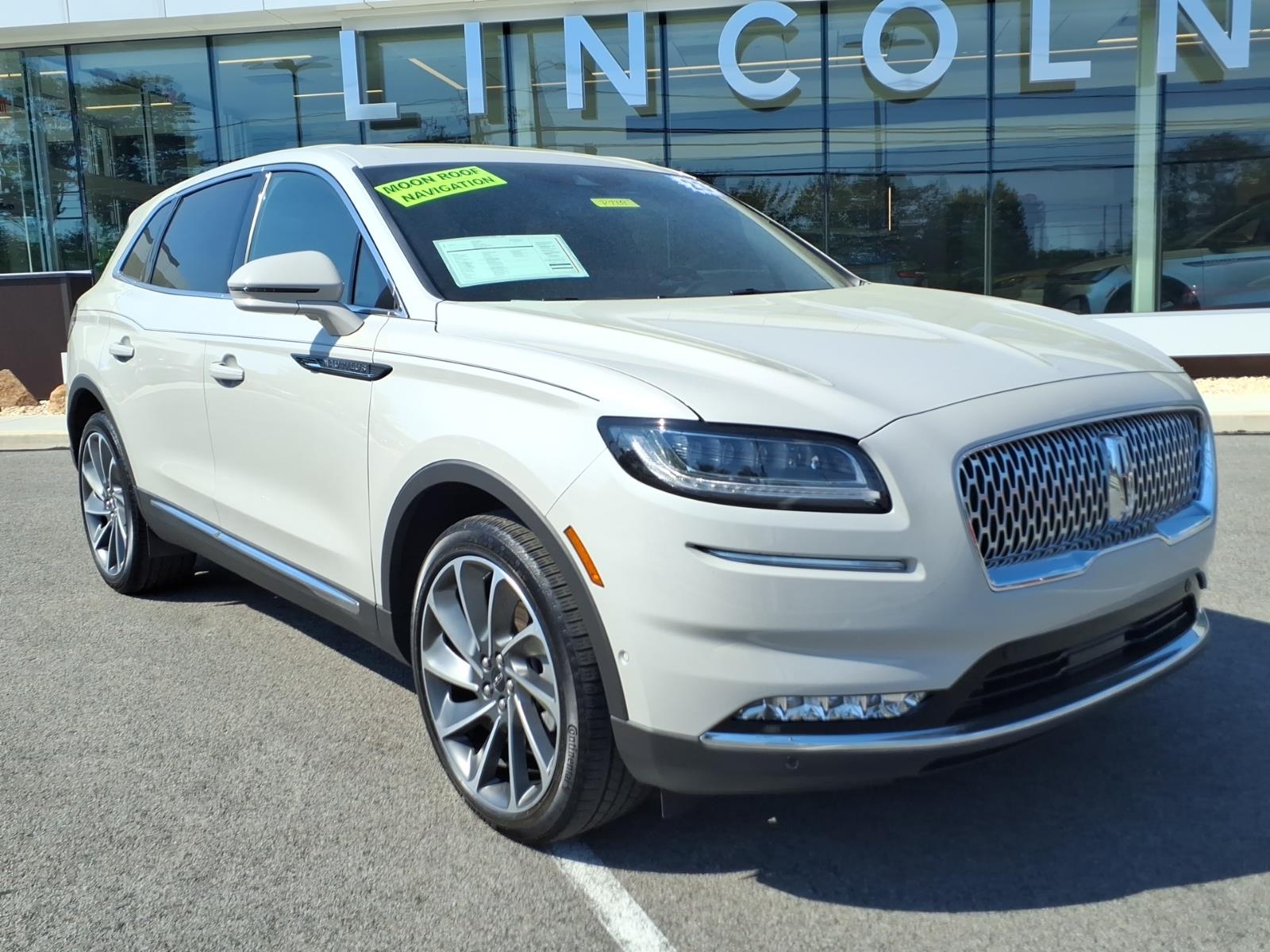 2023 Lincoln Nautilus Reserve AWD's photo
