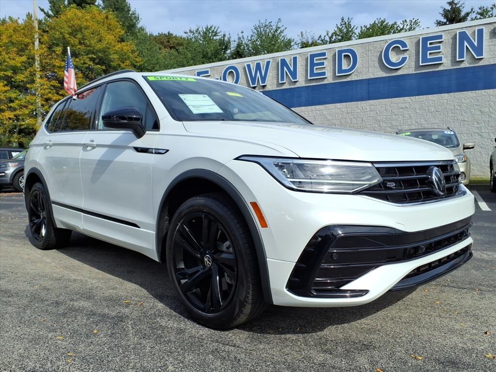 Certified 2024 Volkswagen Tiguan 2.0T SE R-Line Black SUV
