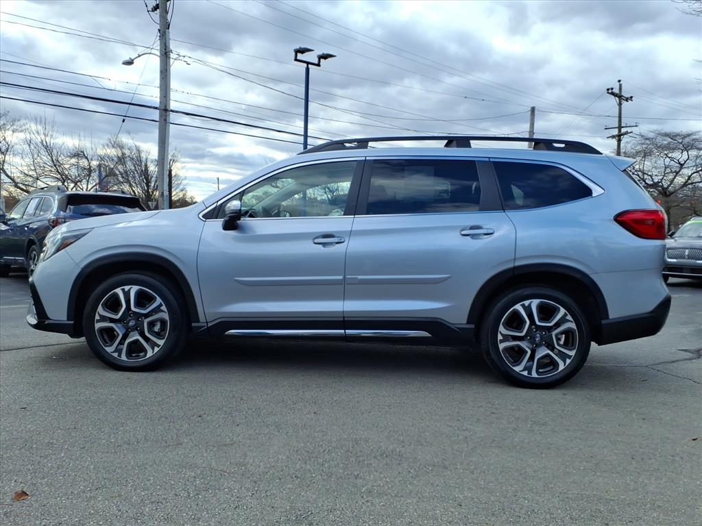 2023 Subaru Ascent Limited photo 4