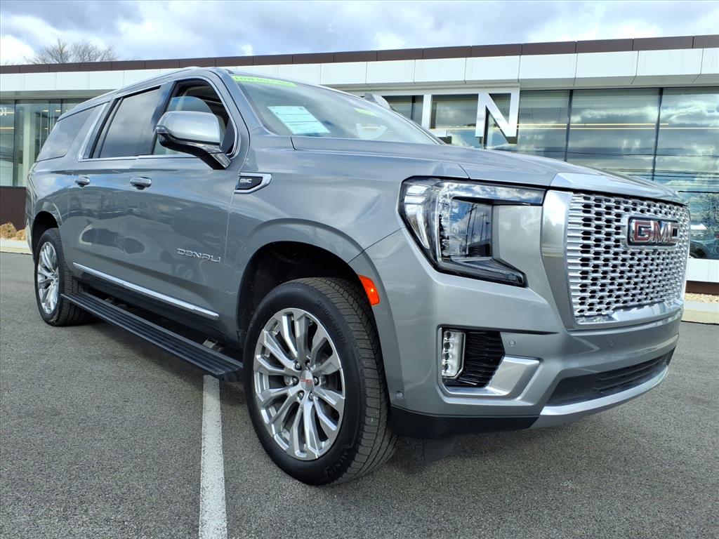 2024 GMC Yukon XL Denali's photo