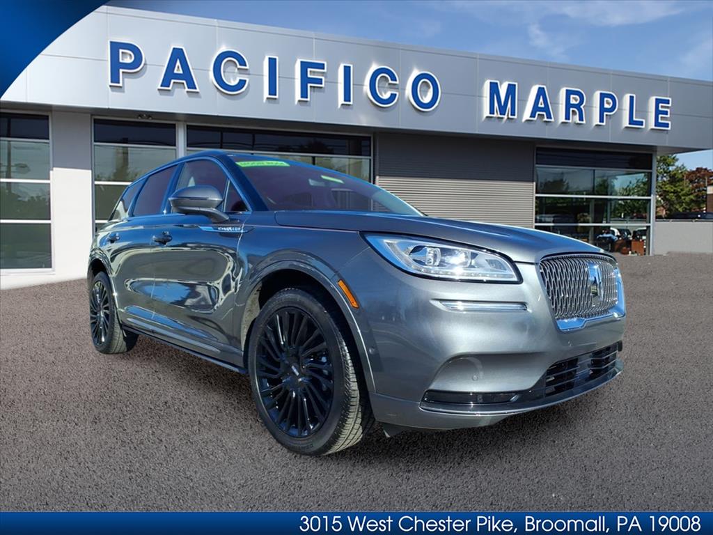 2021 Lincoln Corsair Reserve's photo