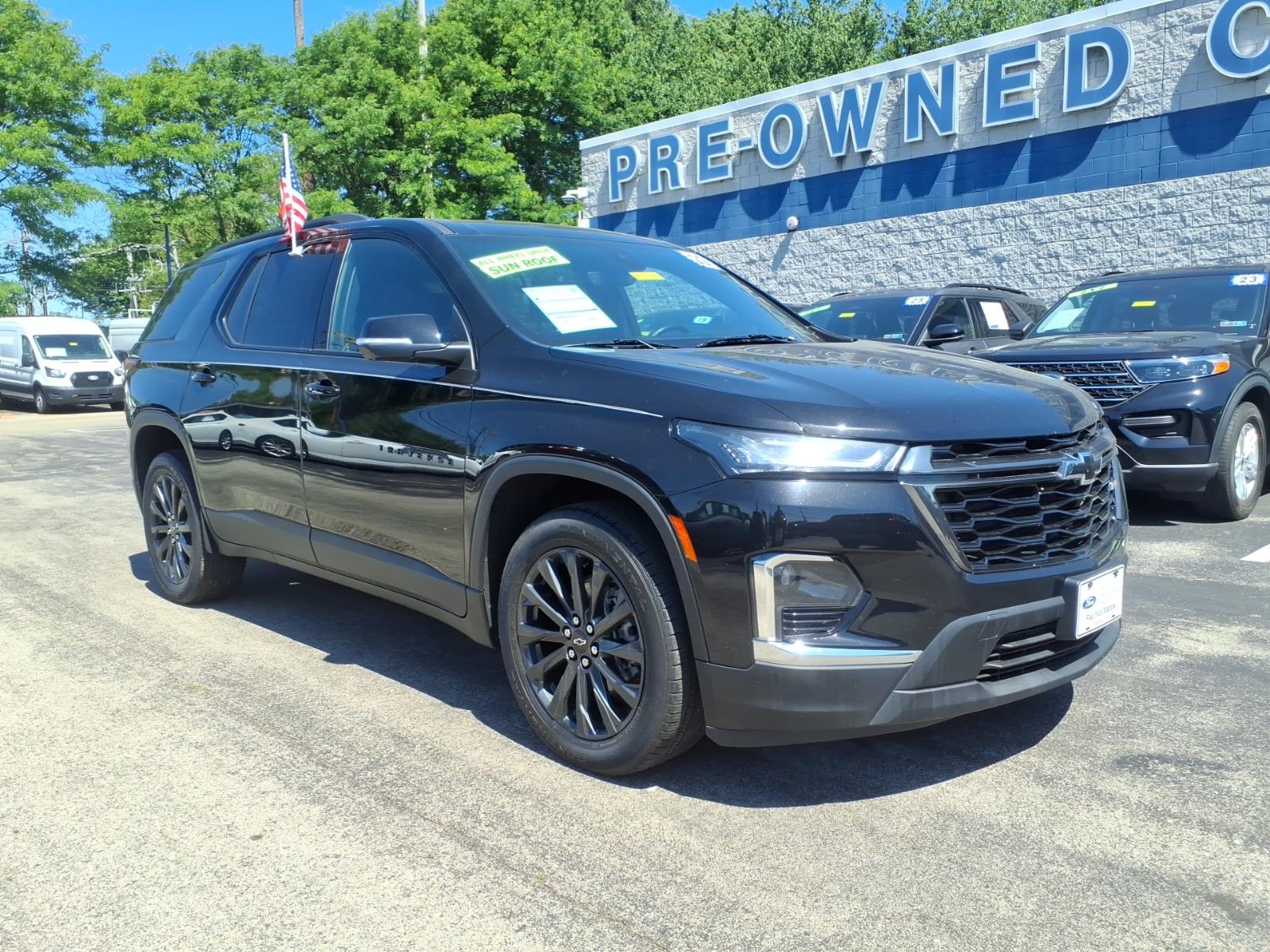 2022 Chevrolet Traverse AWD RS's photo