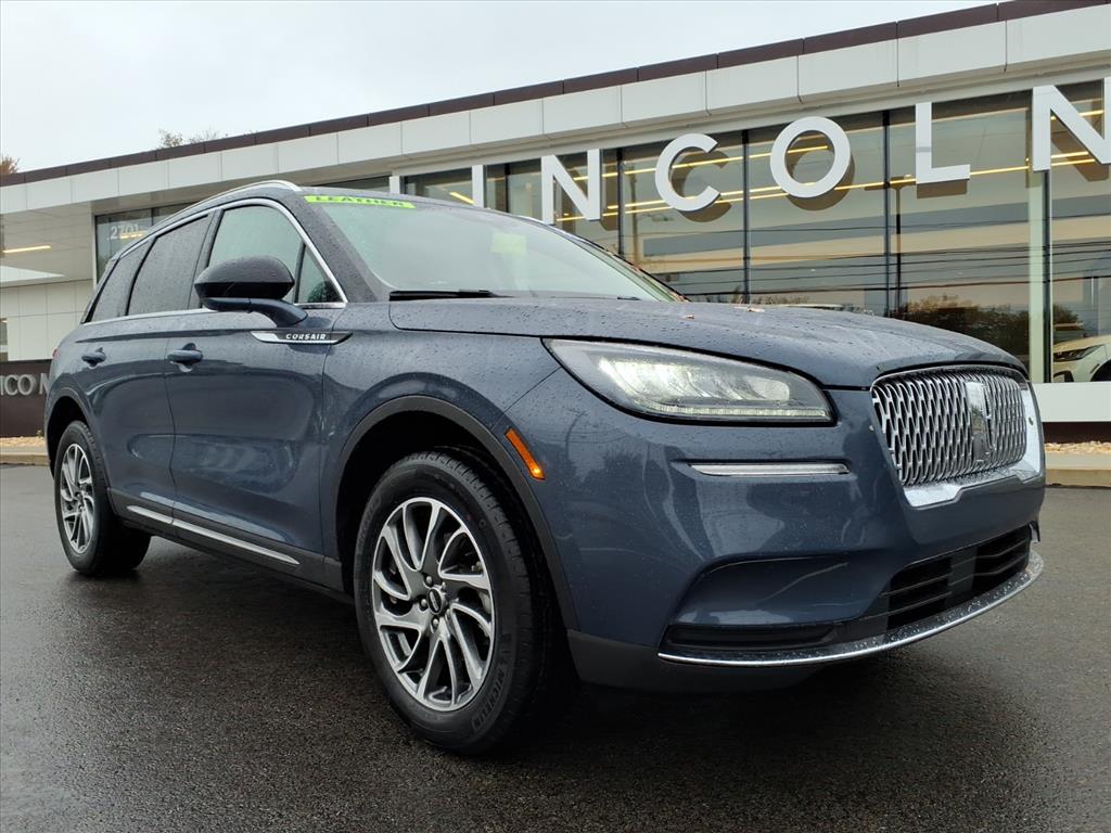 2022 Lincoln Corsair Base's photo