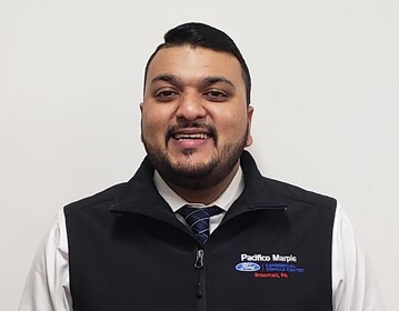 Staff member Amit Chauhan from d2bf0a07984e