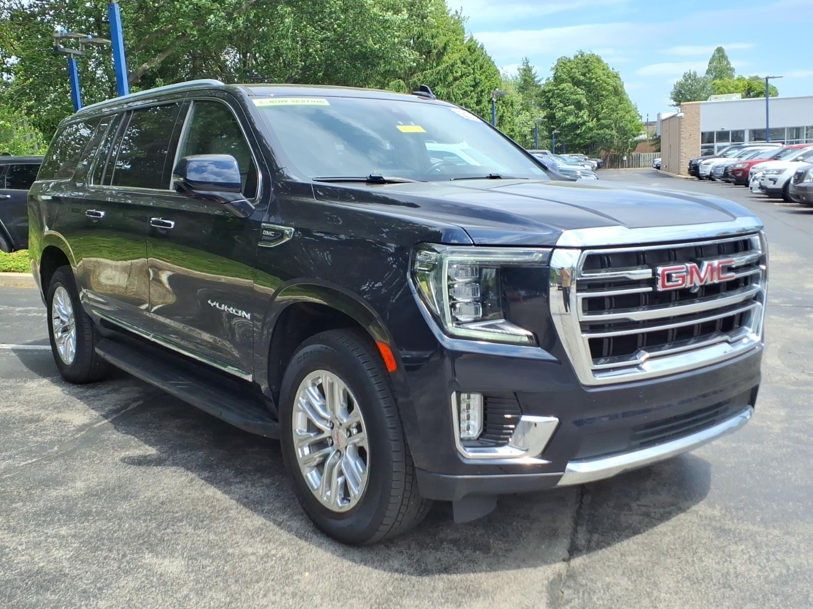 2022 GMC Yukon 4WD SLT's photo