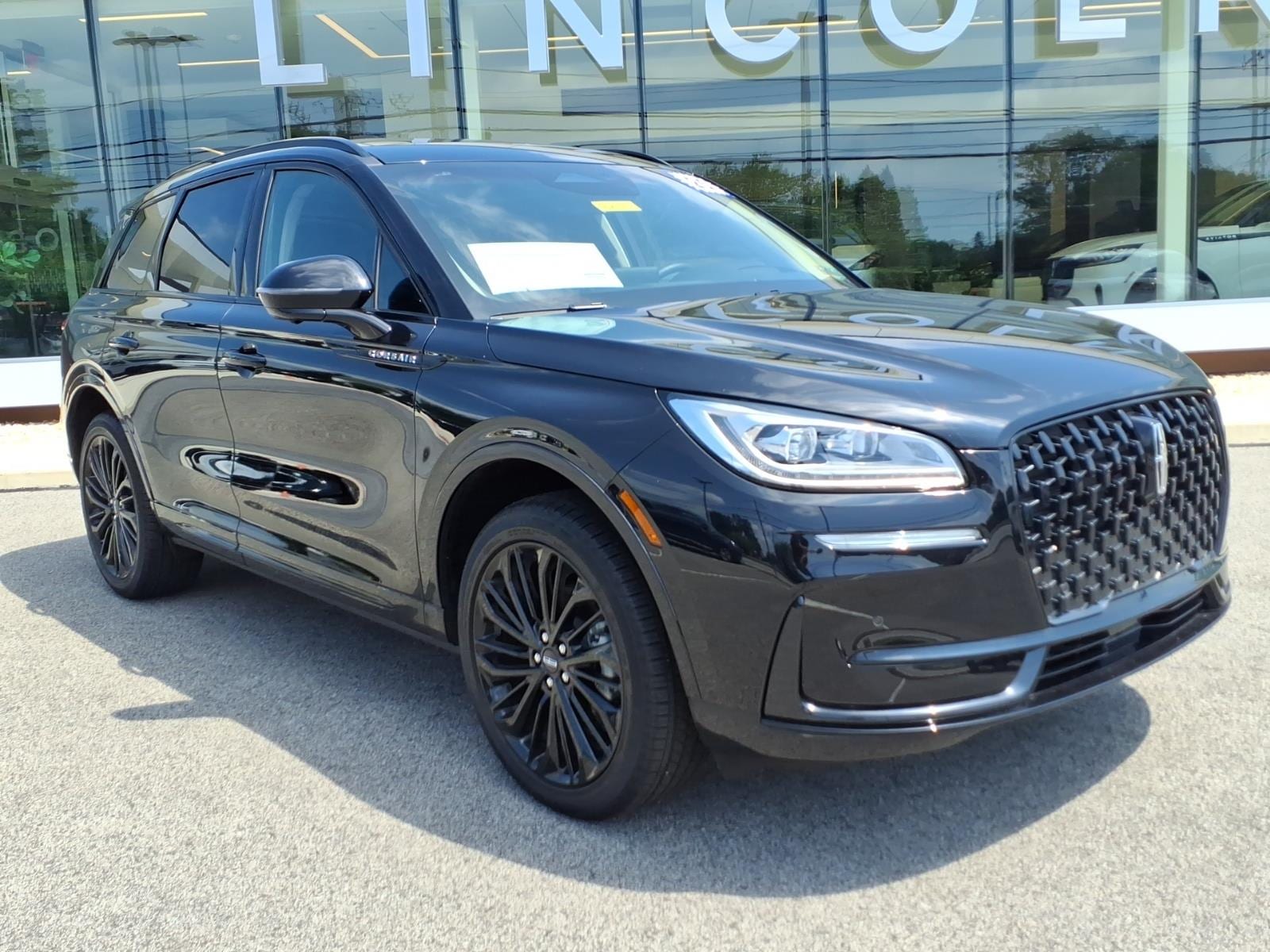 2025 Lincoln Corsair Reserve AWD's photo