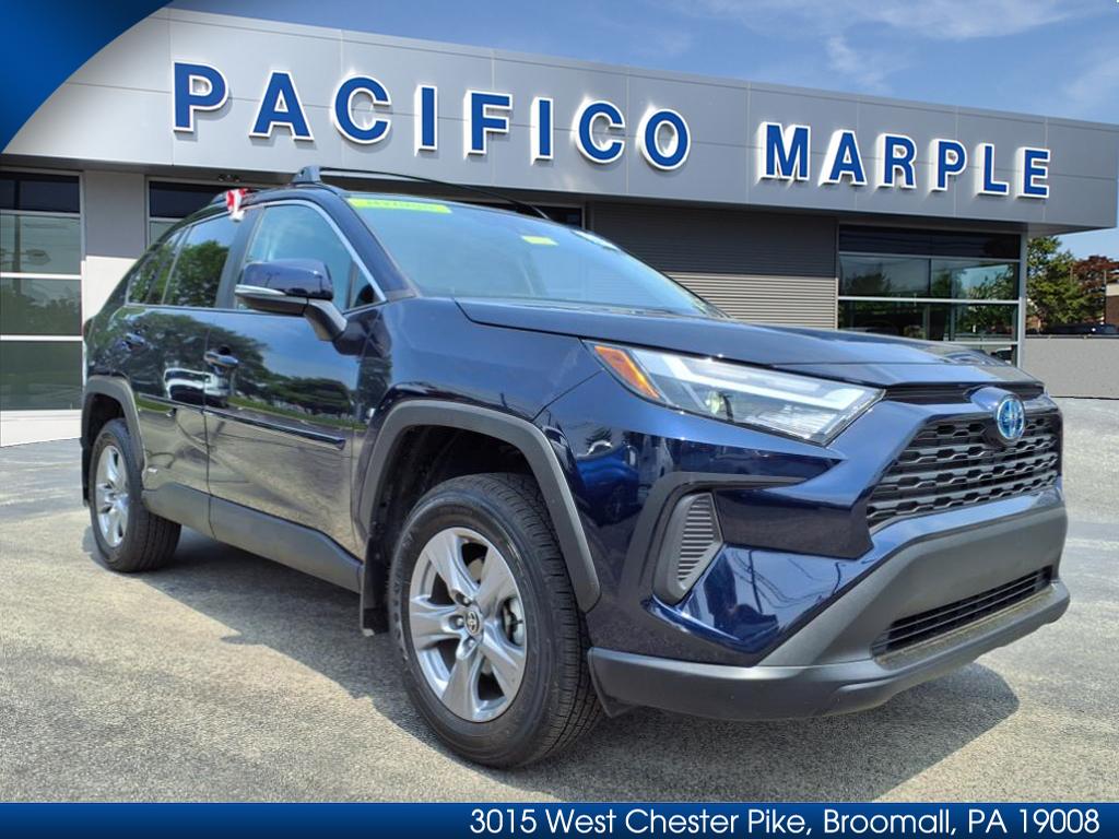 2024 Toyota RAV4 Hybrid XLE AWD's photo