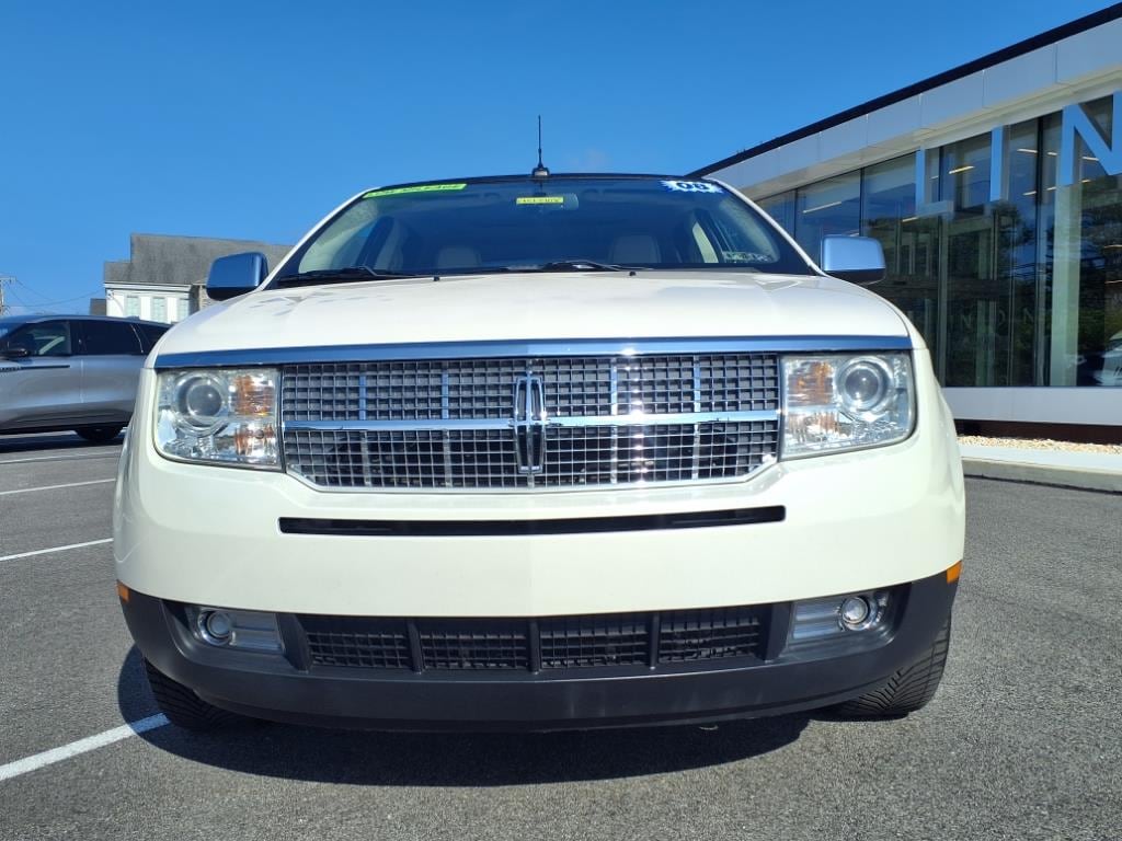 Used 2008 Lincoln MKX Base with VIN 2LMDU88C88BJ18357 for sale in Broomall, PA